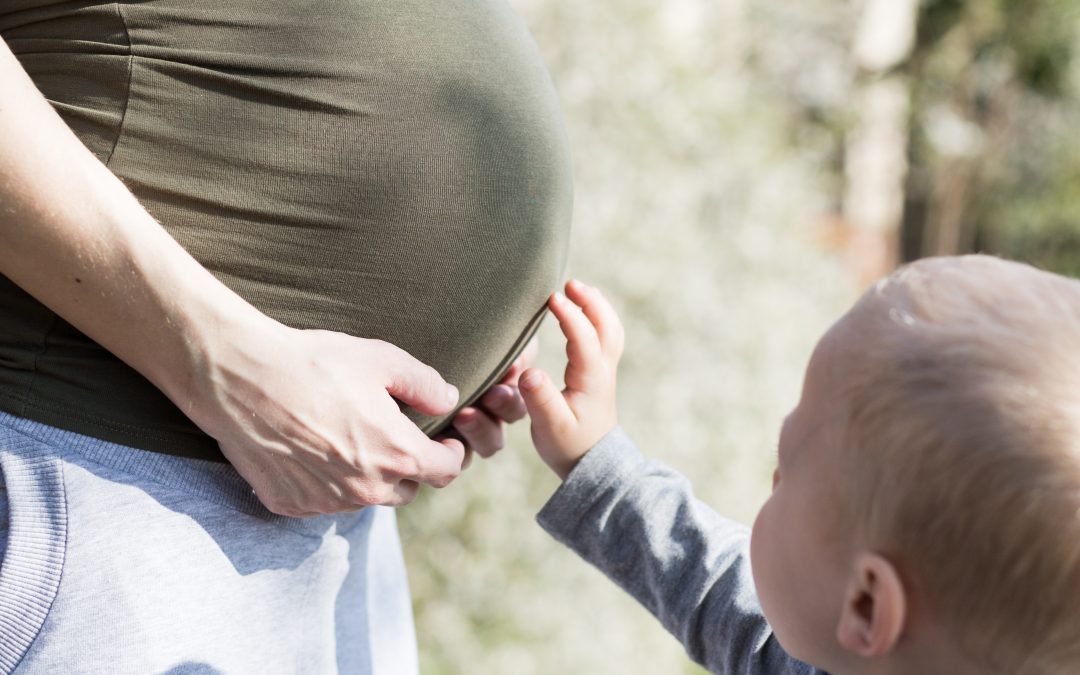 Brzuch po ciąży – co powinna wiedzieć każda mama